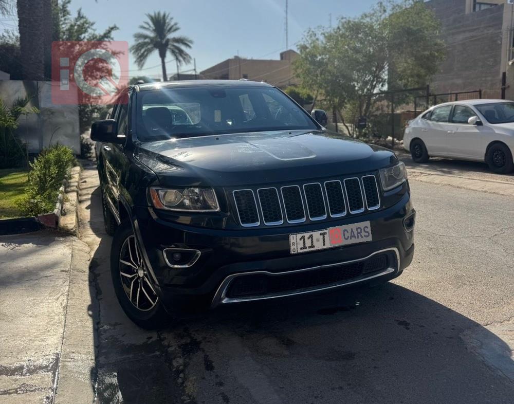 جیپ گراند شیرۆکی